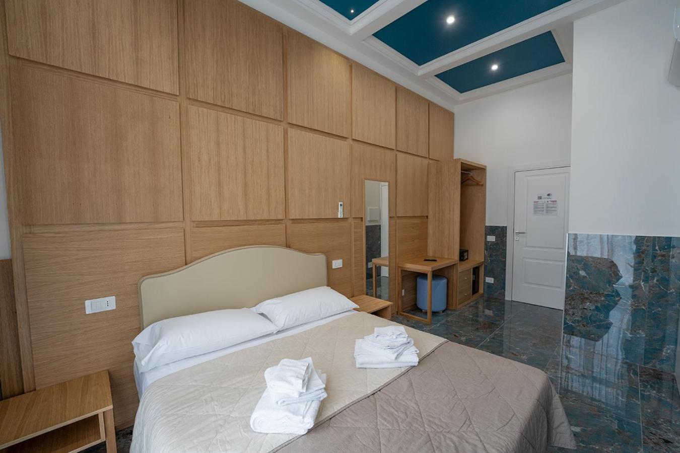 P.C. Boutique H. Lifestyle, Napoli Centro, By Clapa Group Dislocated Hospitality Hotel Exterior photo