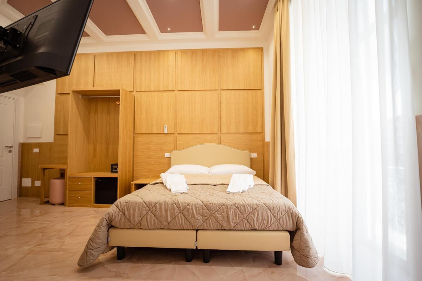 P.C. Boutique H. Lifestyle, Napoli Centro, By Clapa Group Dislocated Hospitality Hotel Exterior photo