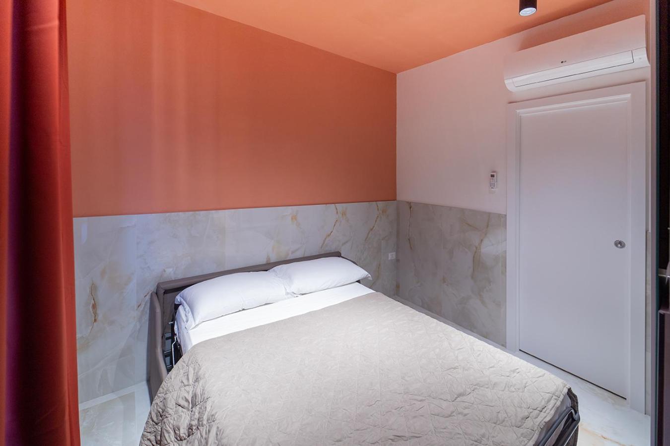 P.C. Boutique H. Lifestyle, Napoli Centro, By Clapa Group Dislocated Hospitality Hotel Room photo